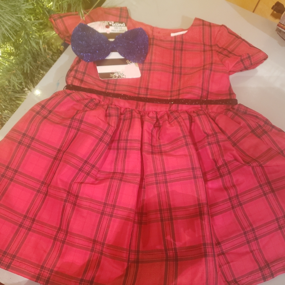 Girls beautiful red christmas dress!